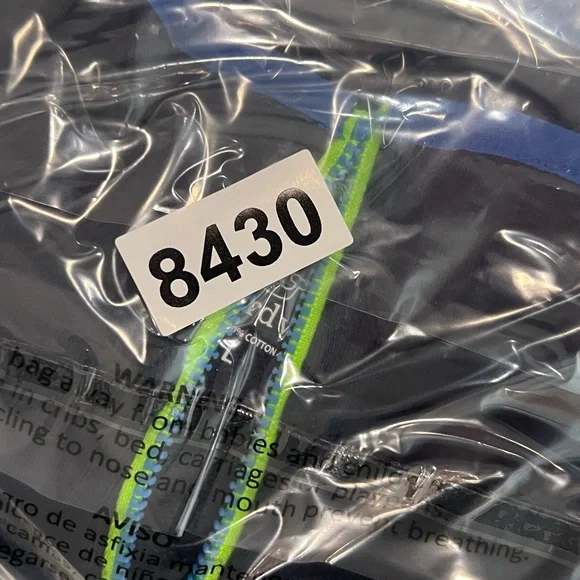 NWT Men’s Large Vineyard Vines Navy Blue Quarter-Zip Sweater - Picture 9 of 9